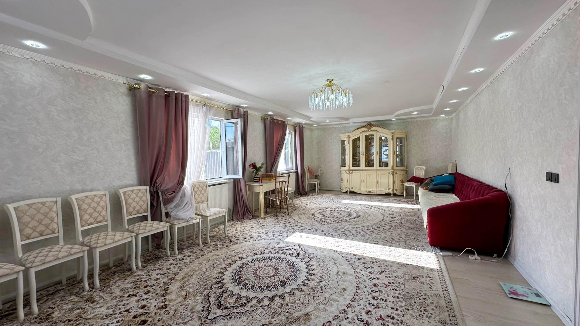 4-комнантный квартира, 112.0 м²,Есетова за 24 000 000