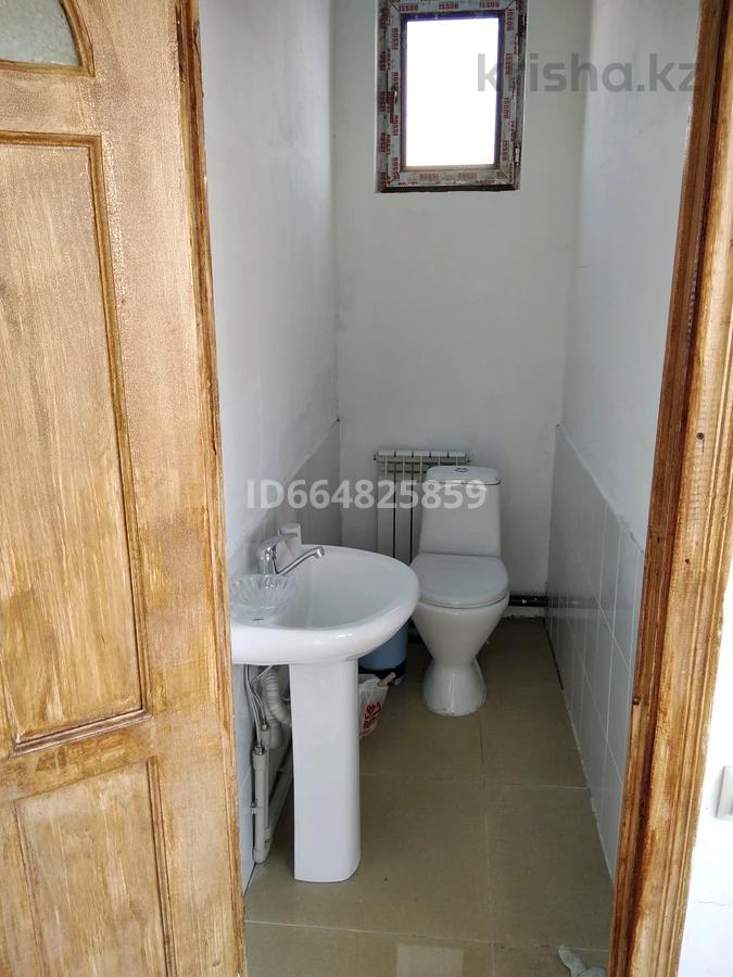 9-комнантный квартира, 270.0 м²,Амангельды за 120 000 000