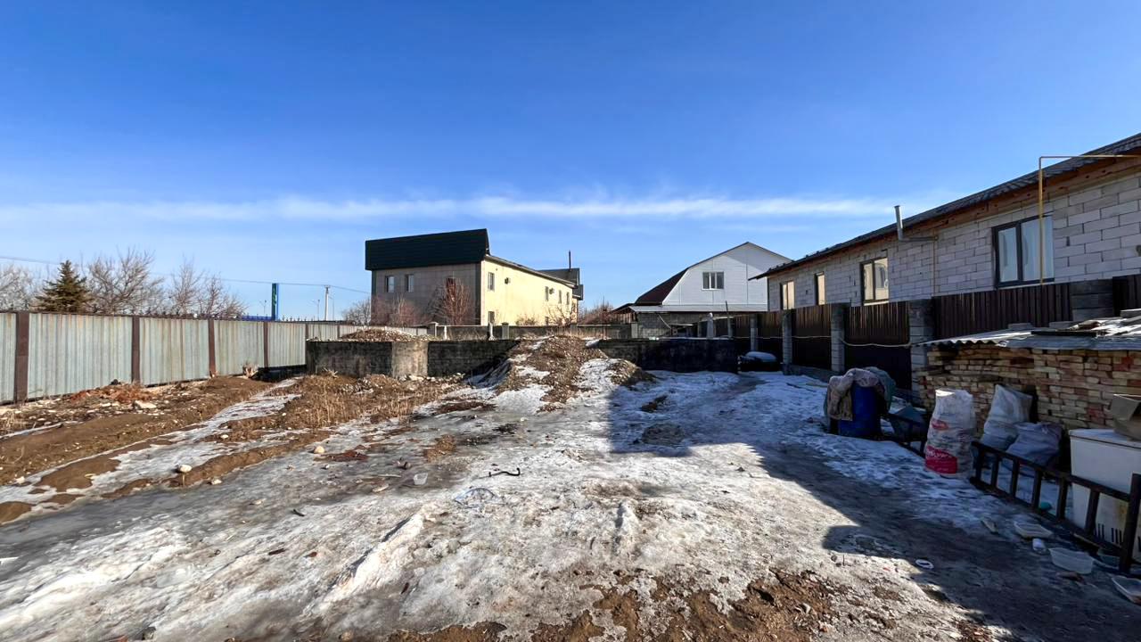 1-комнантный квартира, 1.0 м²,Базарбаева за 27 300 000