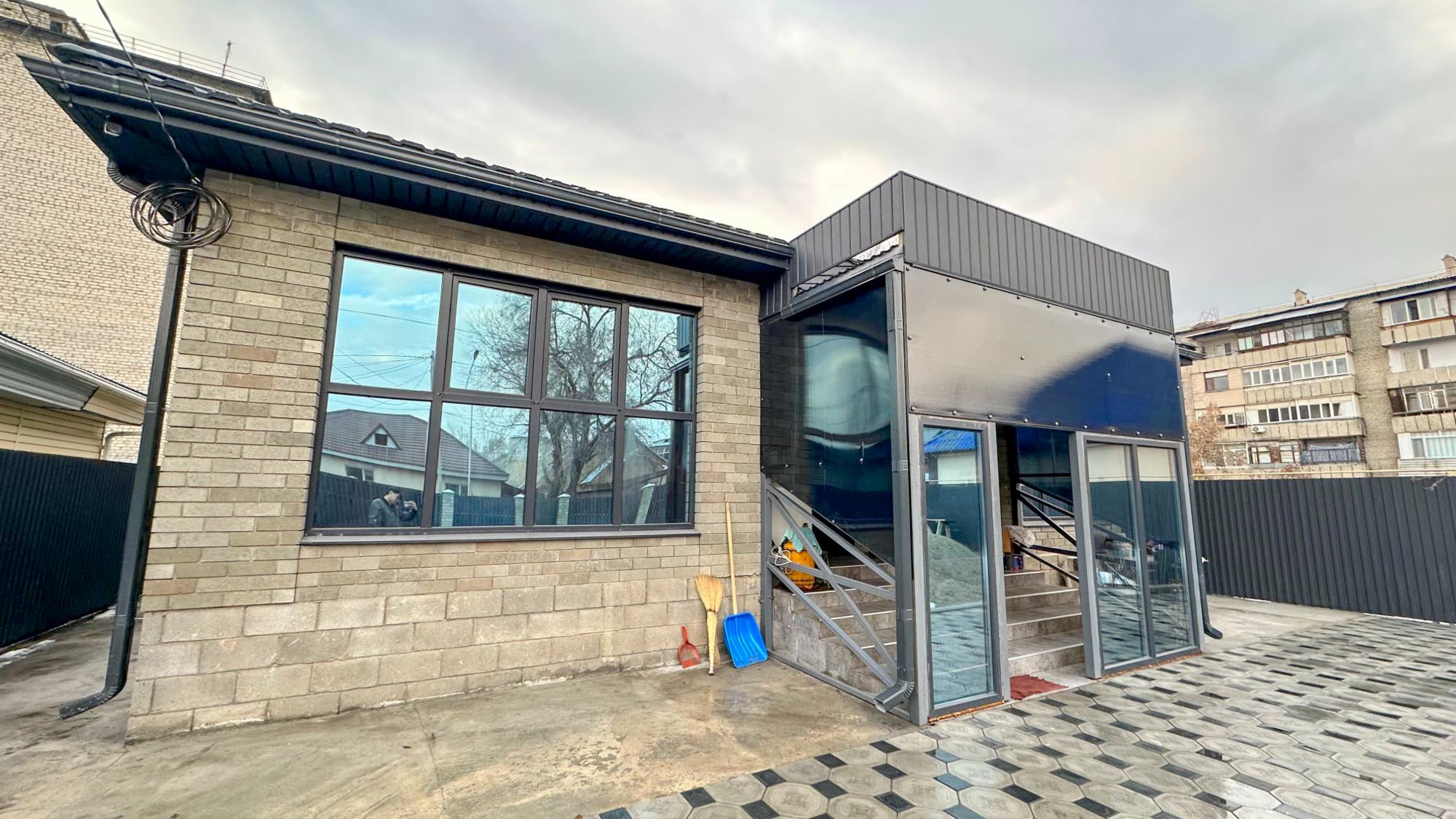 4-комнантный квартира, 140.0 м²,Калиева за 67 000 000