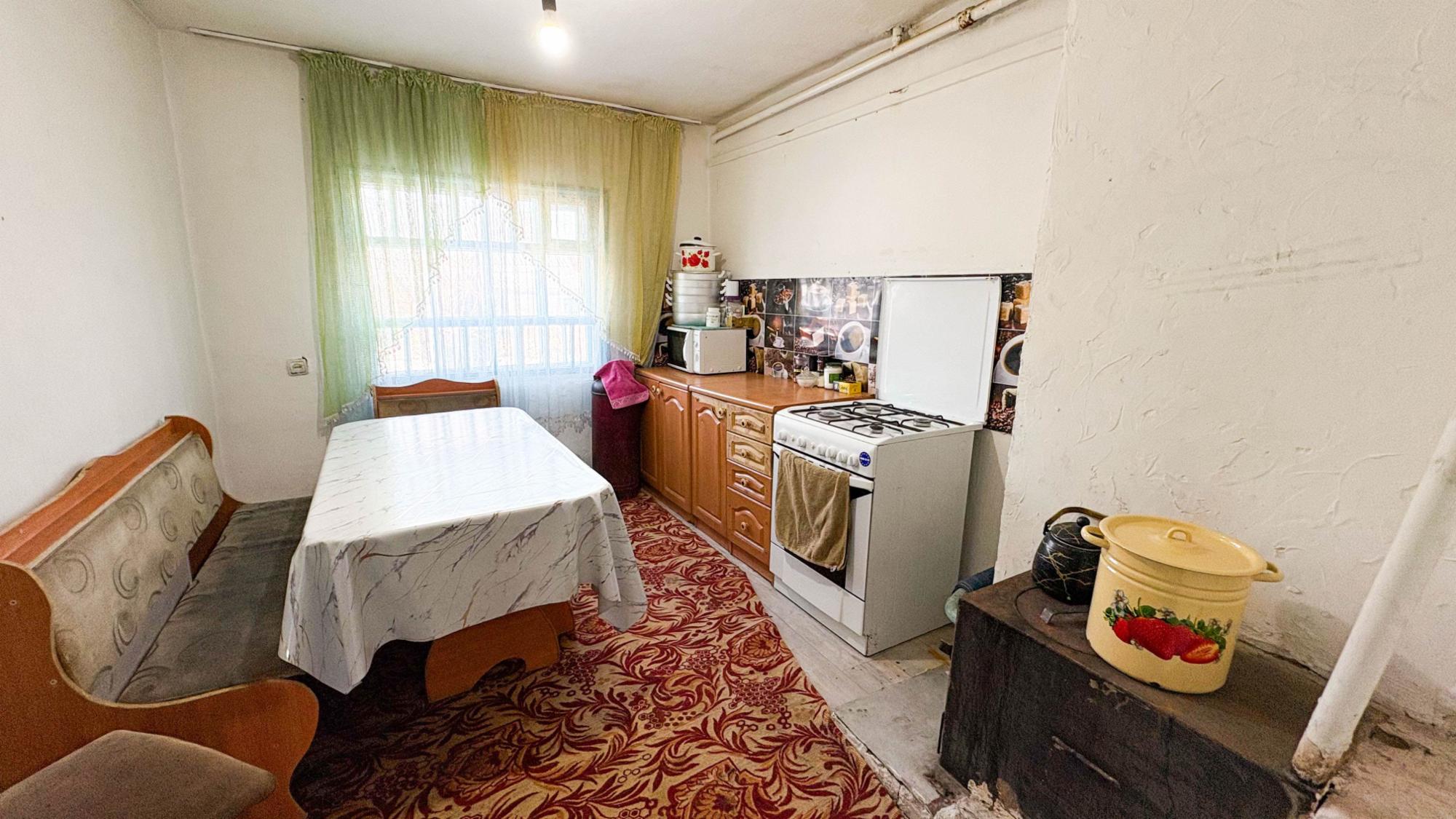 4-комнантный квартира, 52.2 м²,Абая за 10 000 000