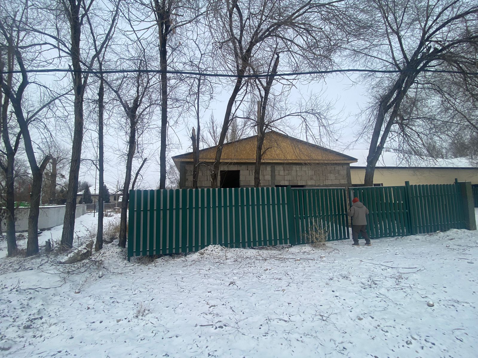 5-комнантный квартира, 306.0 м²,Абая за 30 000 000