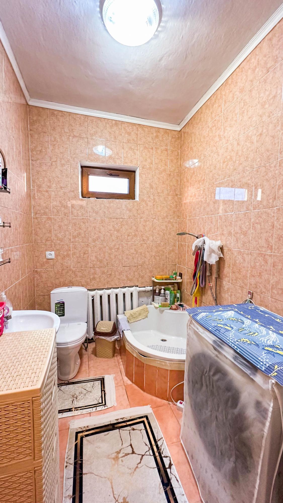 3-комнантный квартира, 80.0 м²,Есбатыр Есбатырова за 15 000 000