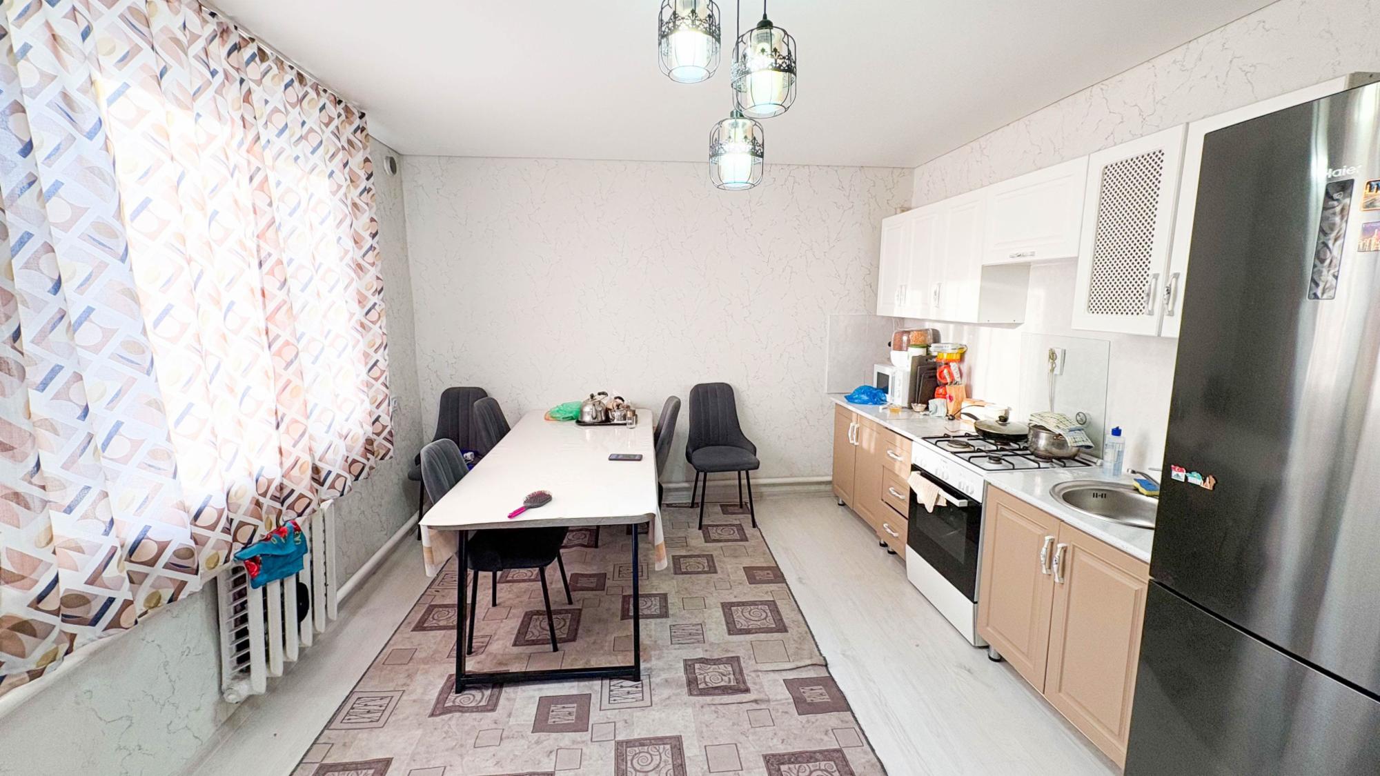 3-комнантный квартира, 64.0 м²,Кожамиярова за 17 500 000