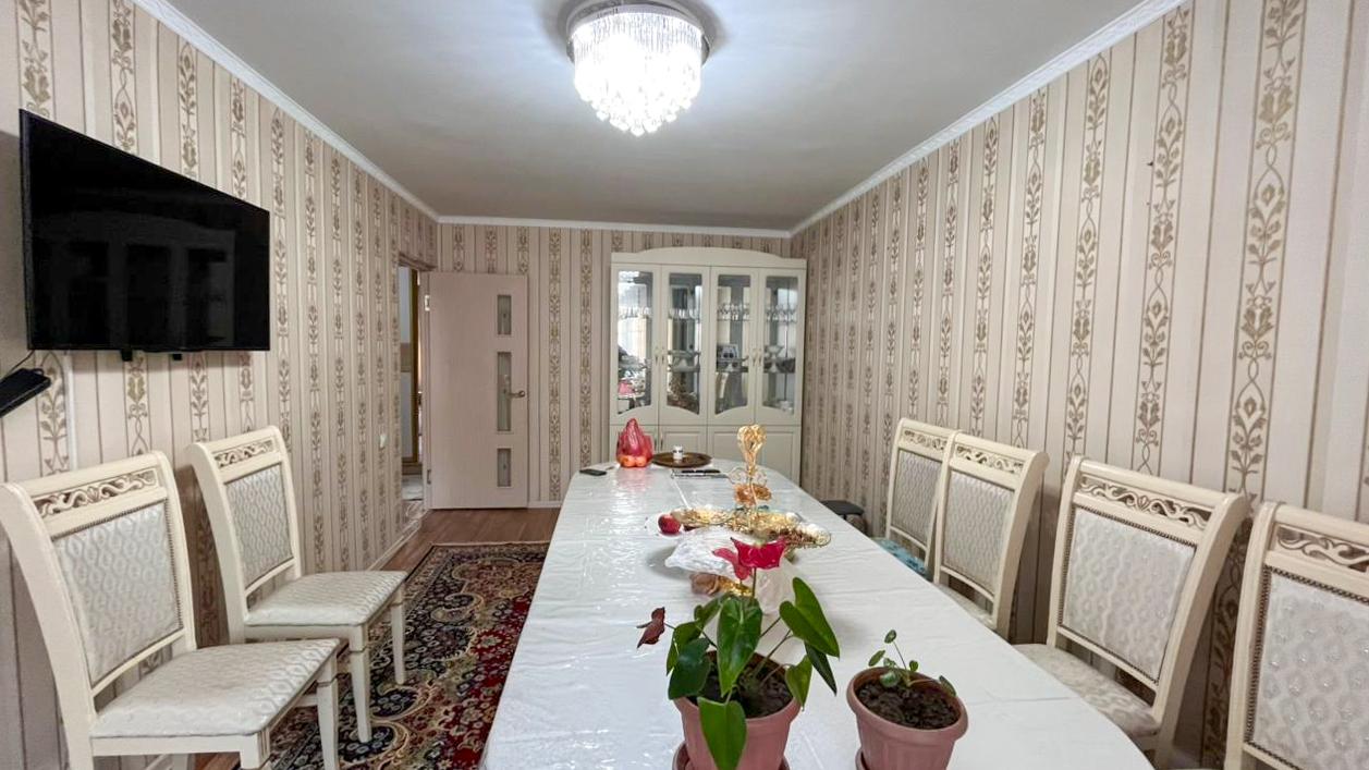 4-комнантная квартира, 80.0 м²,5 мкр за 28 000 000