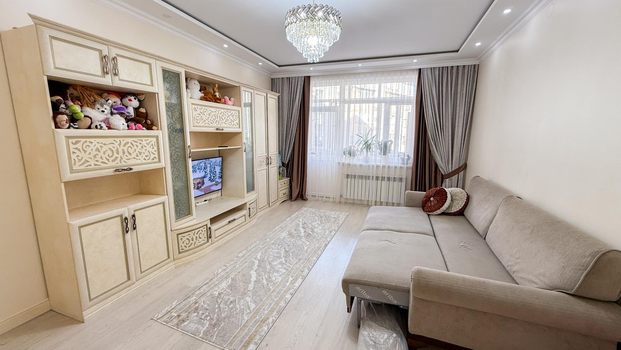 2-комнантная квартира, 80.0 м²,Абжалиева за 55 000 000