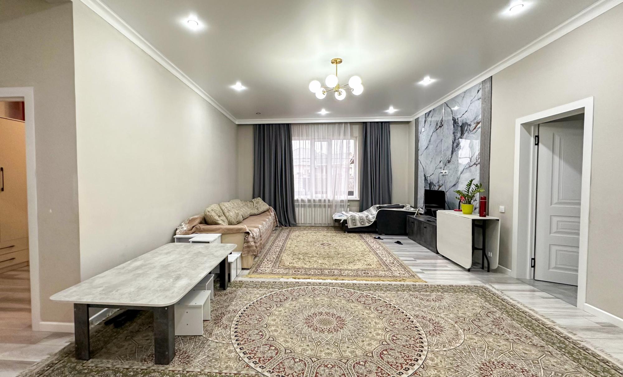 4-комнантный квартира, 125.0 м²,Карлыгаш за 45 500 000