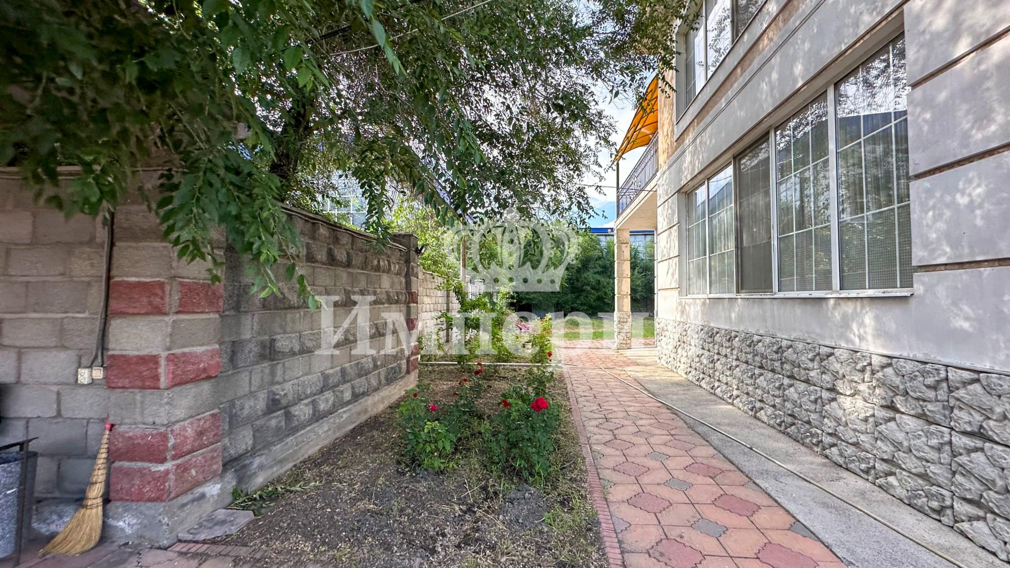 7-комнантный квартира, 437.7 м²,Каратальская за 155 000 000