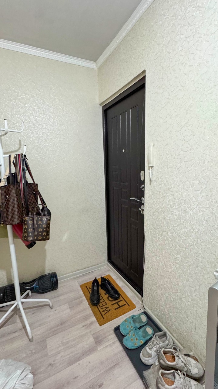 1-комнантная квартира, 31.0 м²,4 мкр за 10 500 000