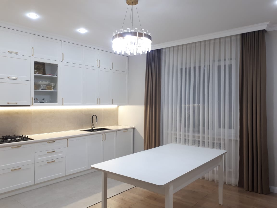 4-комнантный квартира, 140.0 м²,Ынтымак за 39 500 000