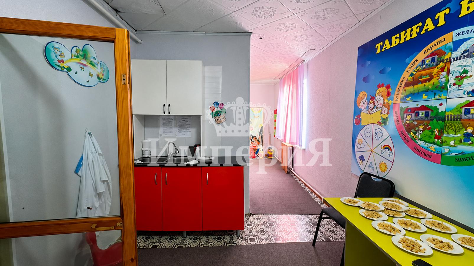 15-комнантный квартира, 266.0 м²,Калиева за 90 000 000
