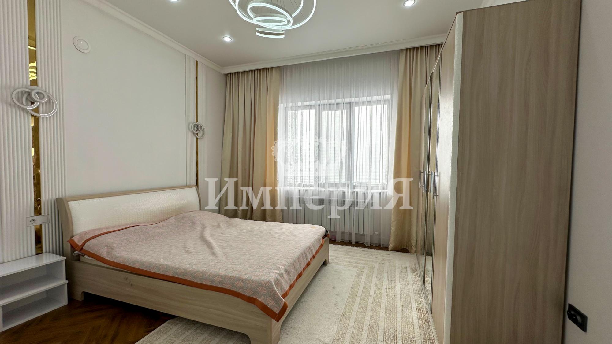 5-комнантный квартира, 203.0 м²,Абылай Хана за 67 000 000