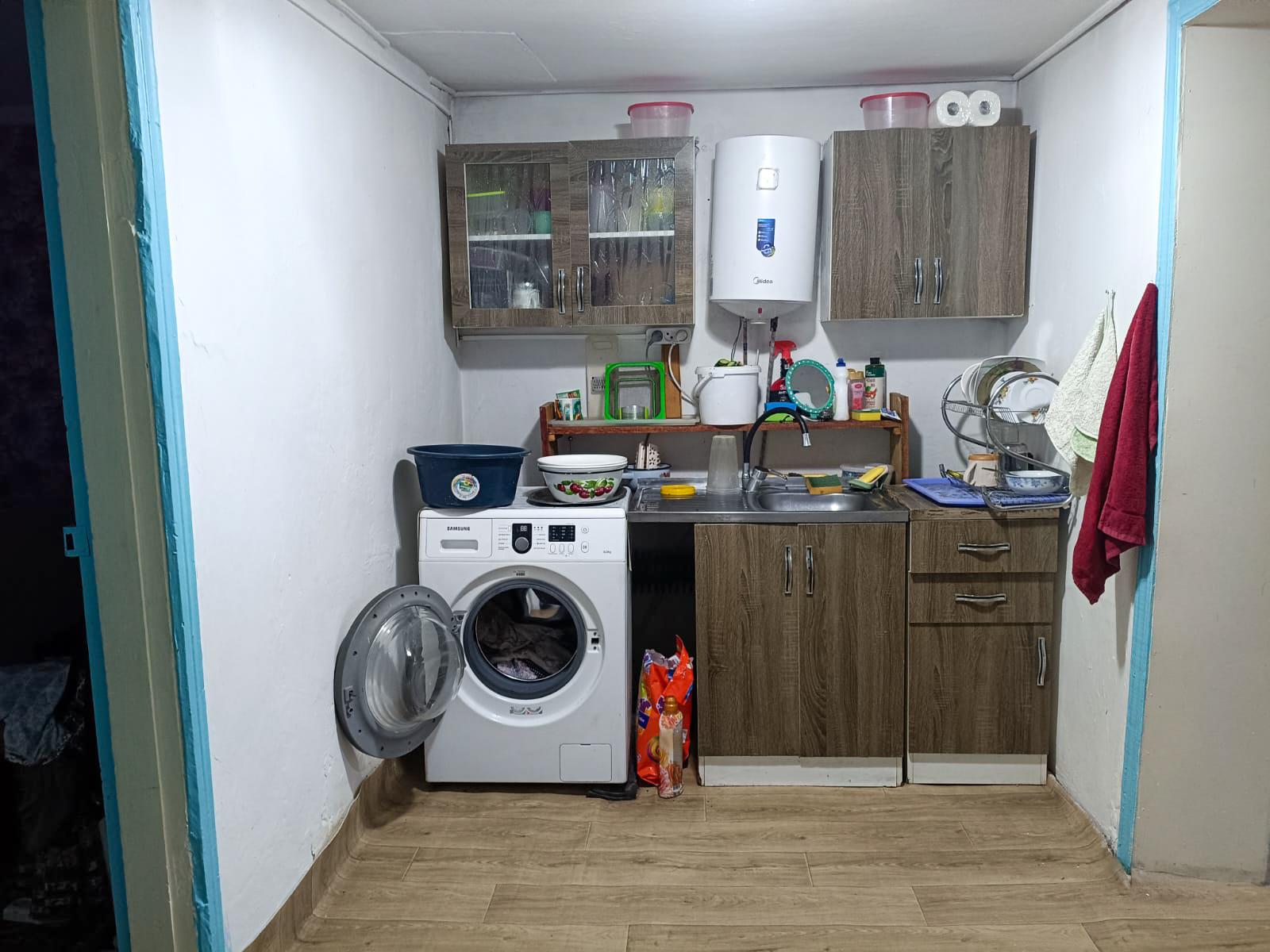 5-комнантный квартира, 90.0 м²,Абая за 9 500 000