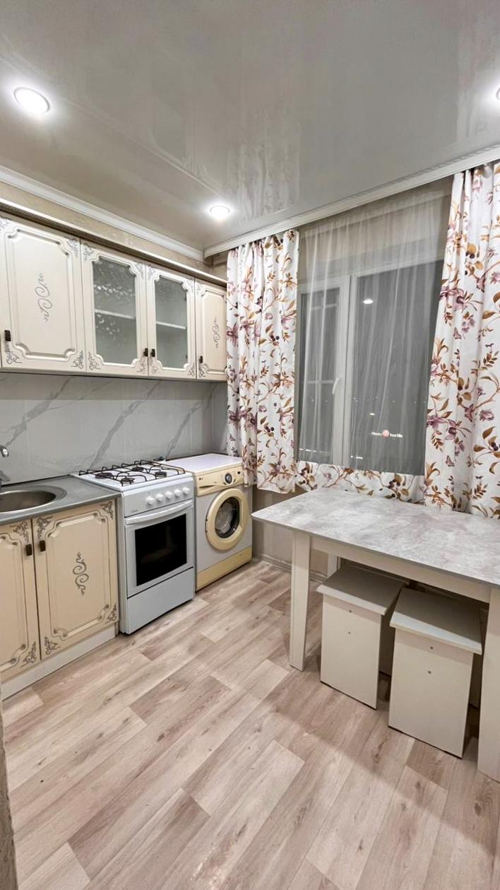 2-комнантная квартира, 42.0 м²,Центр за 14 000 000