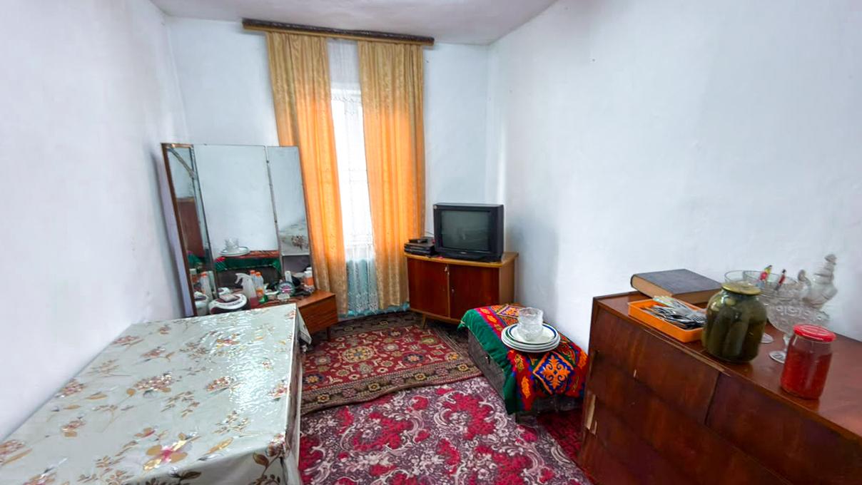 5-комнантный квартира, 75.0 м²,Радищева за 12 600 000