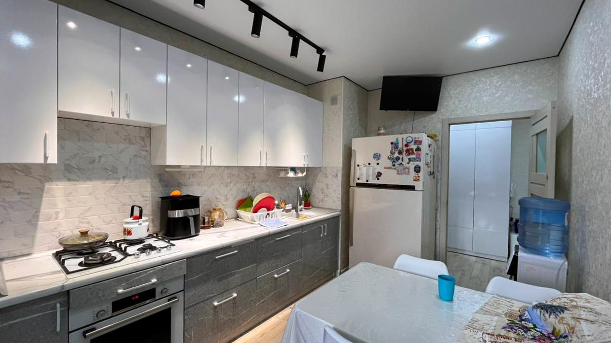 2-комнантная квартира, 65.0 м²,Абая за 33 000 000
