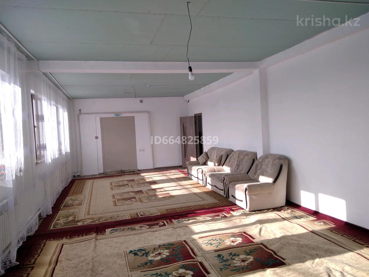 9-комнантный квартира, 270.0 м²,Амангельды за 120 000 000