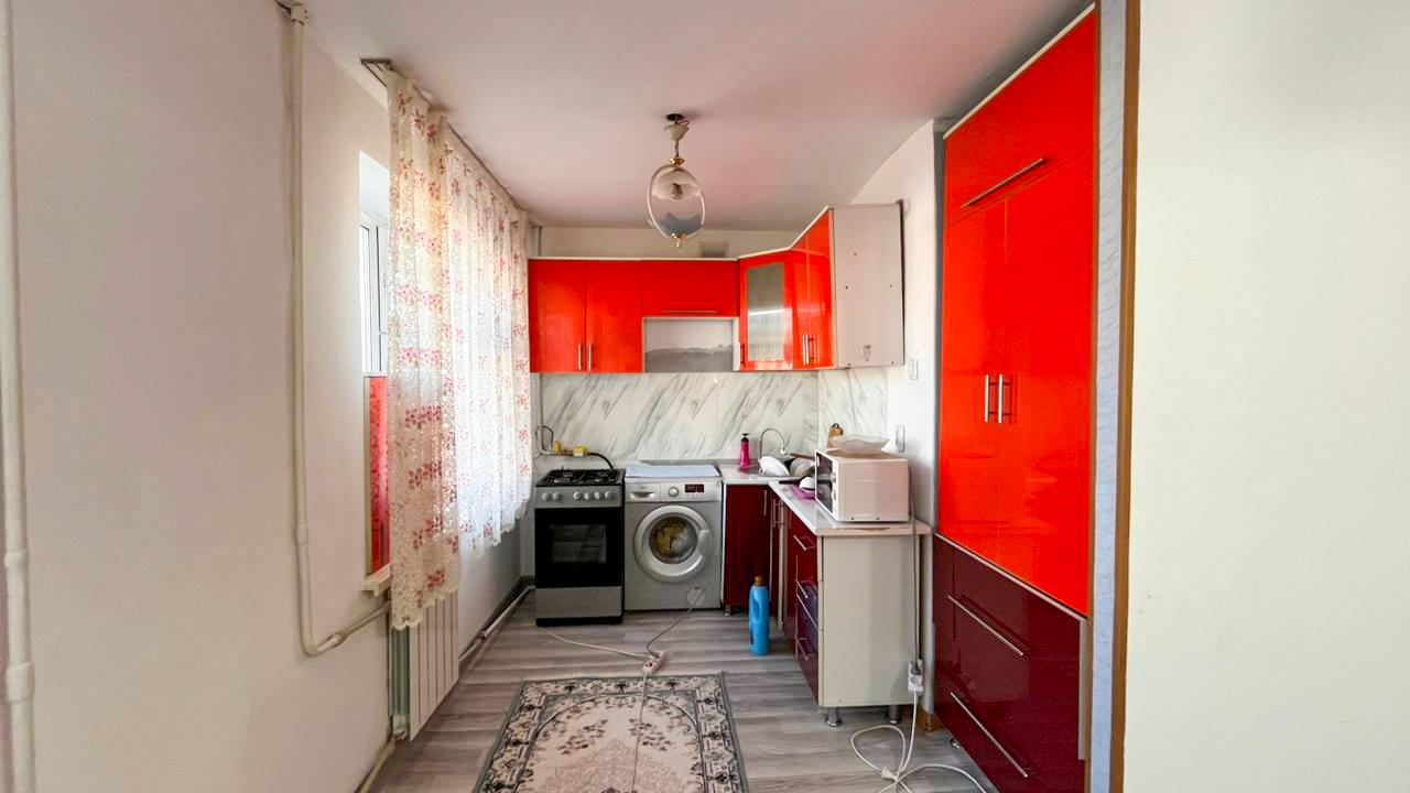 3-комнантная квартира, 65.0 м²,Военный городок за 20 000 000