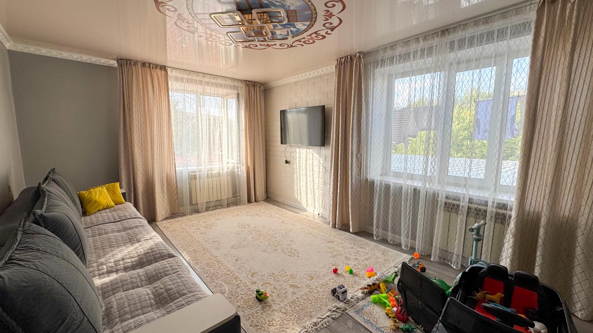 4-комнантная квартира, 76.0 м²,Алдабергенова за 23 500 000