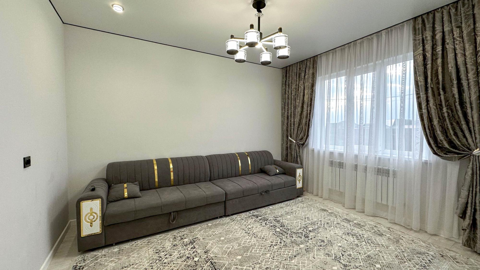 6-комнантный квартира, 160.0 м²,Шаган за 42 000 000