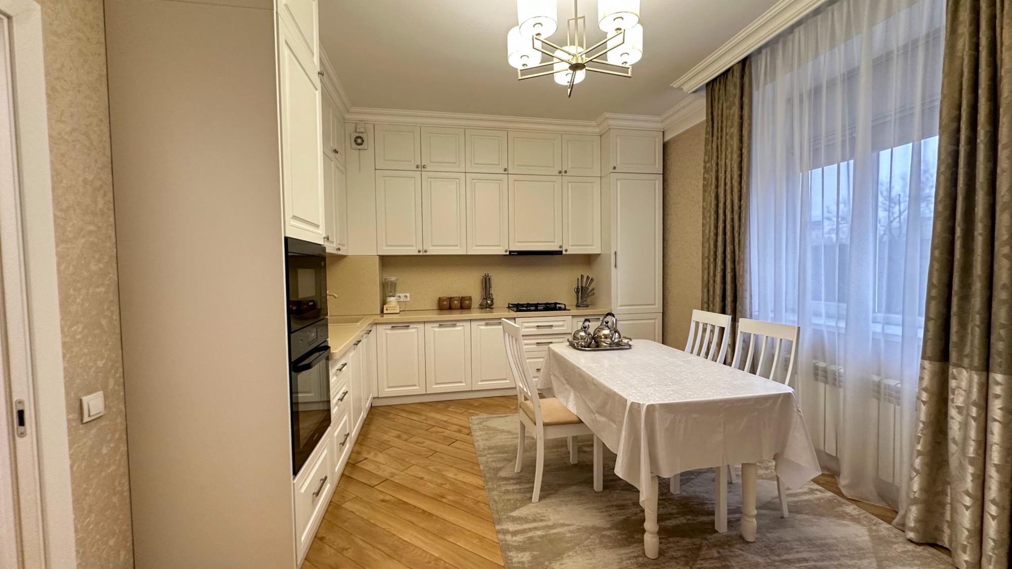 3-комнантная квартира, 147.0 м²,Жана Гарышкер за 83 400 000