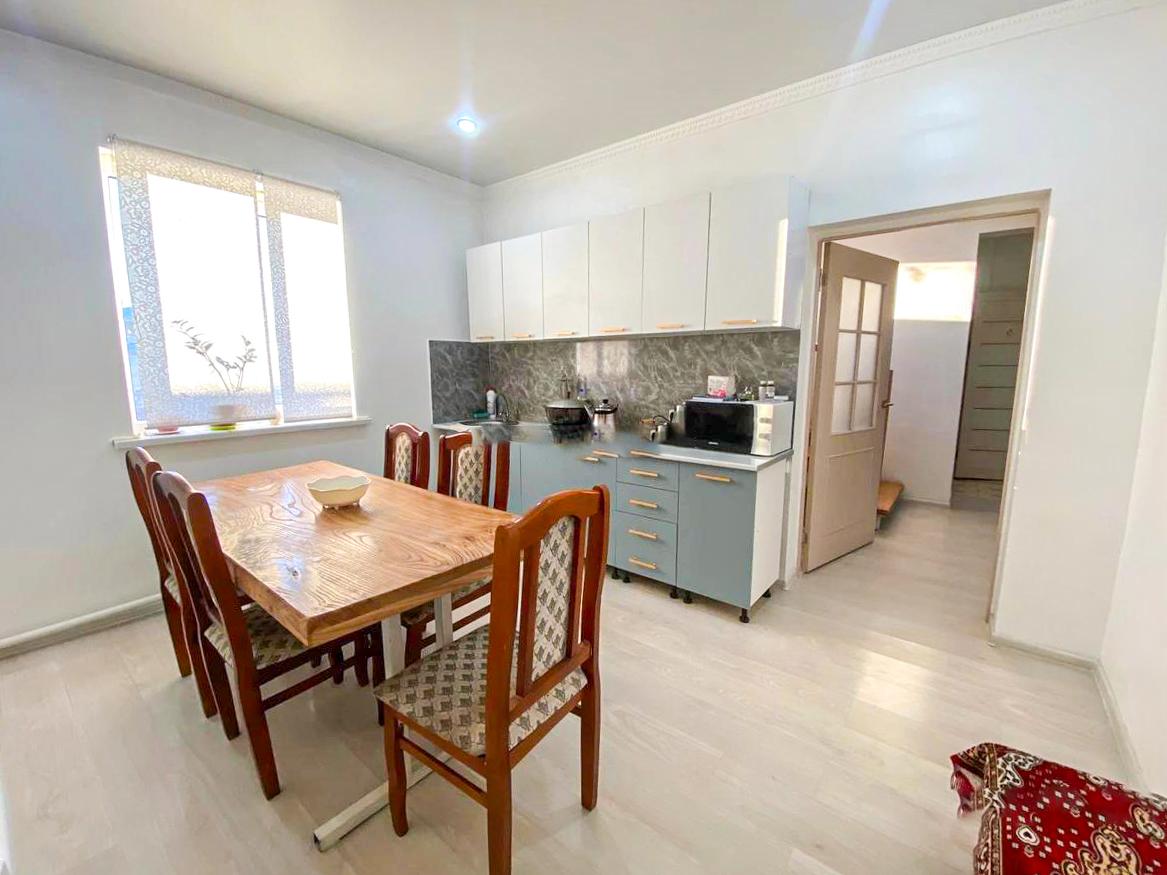 6-комнантный квартира, 143.0 м²,Центр за 27 000 000