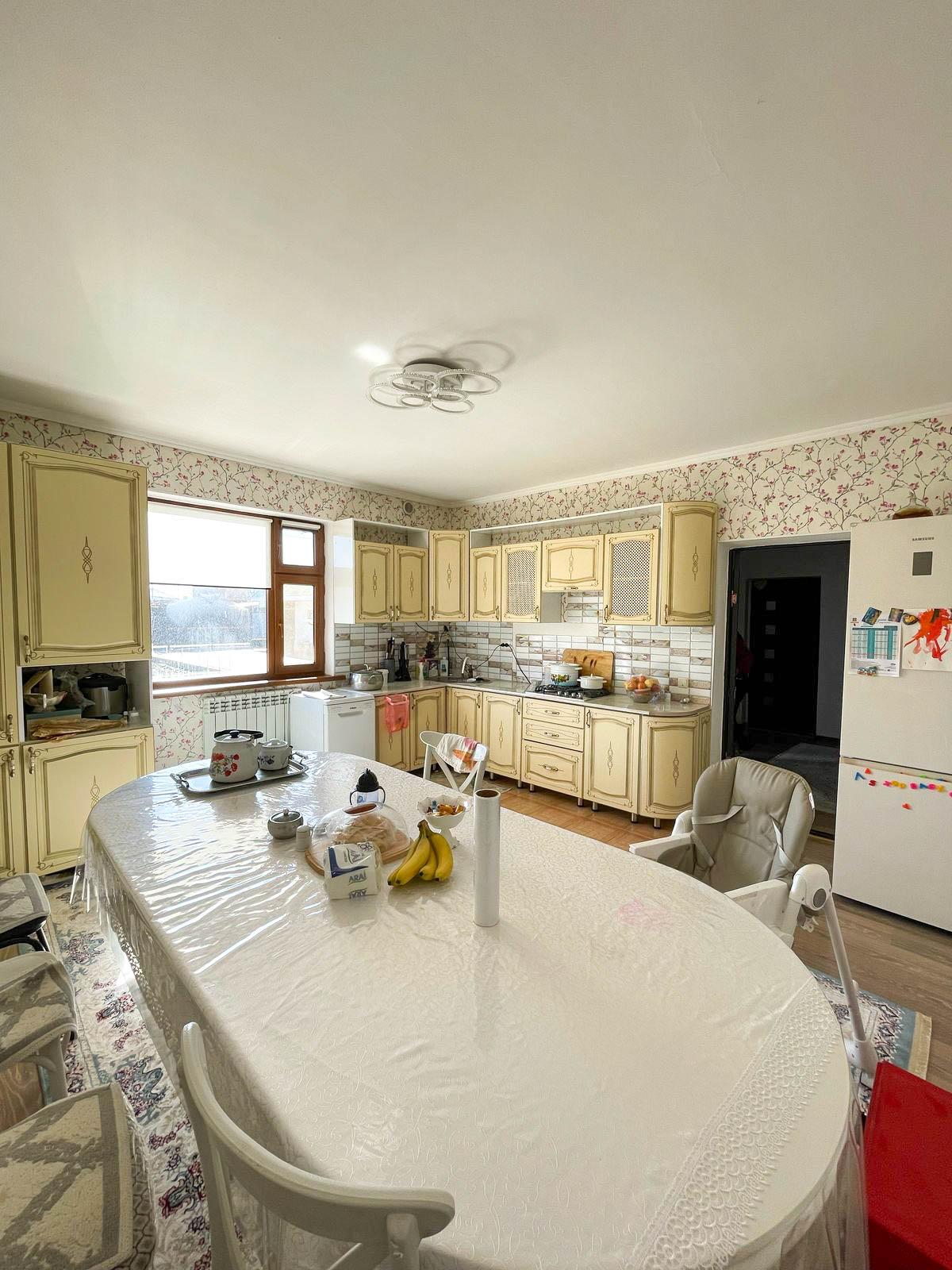 5-комнантный квартира, 109.0 м²,Есенберлина за 38 000 000