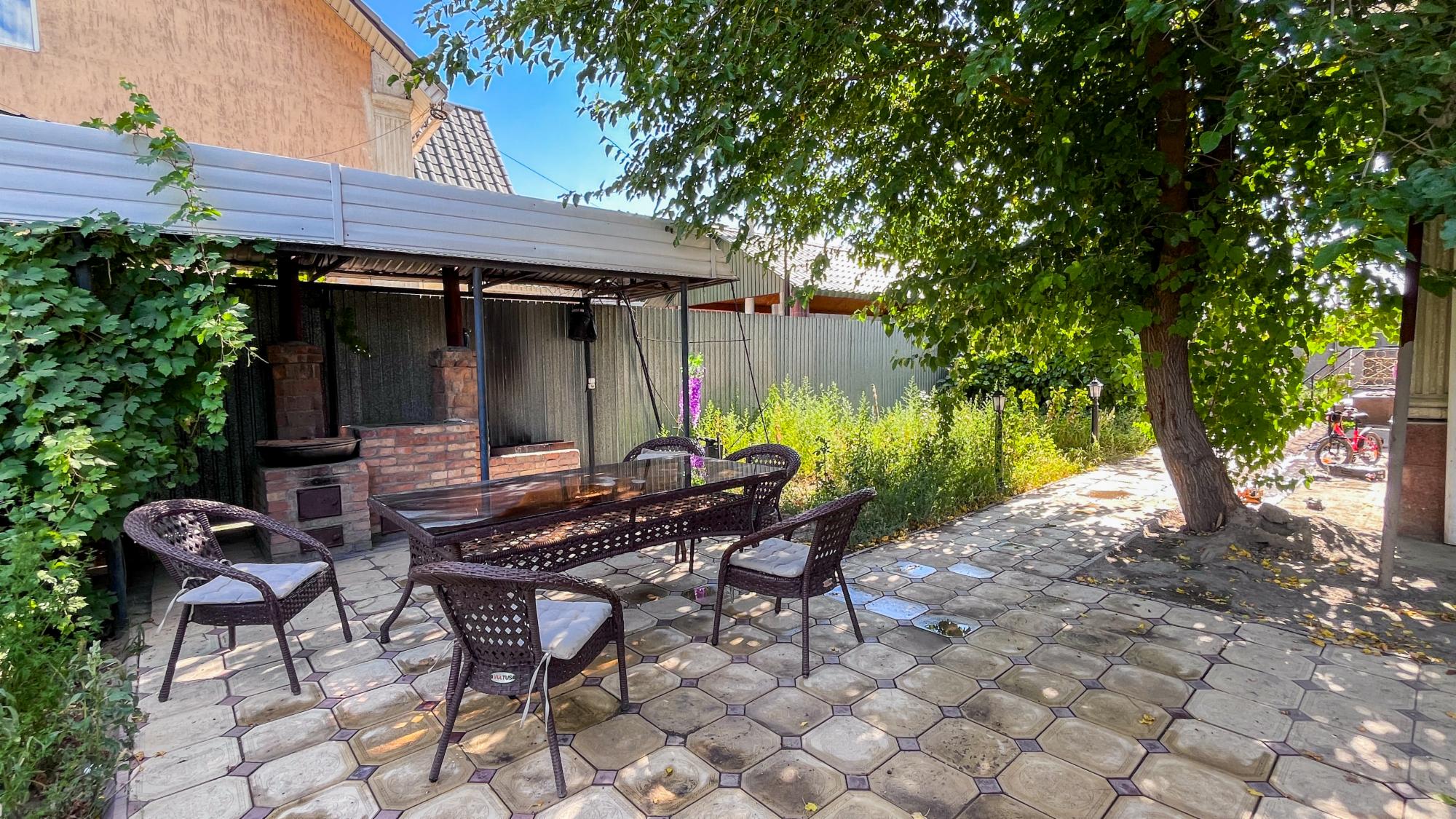 5-комнантный квартира, 200.0 м²,Рустембекова за 64 000 000