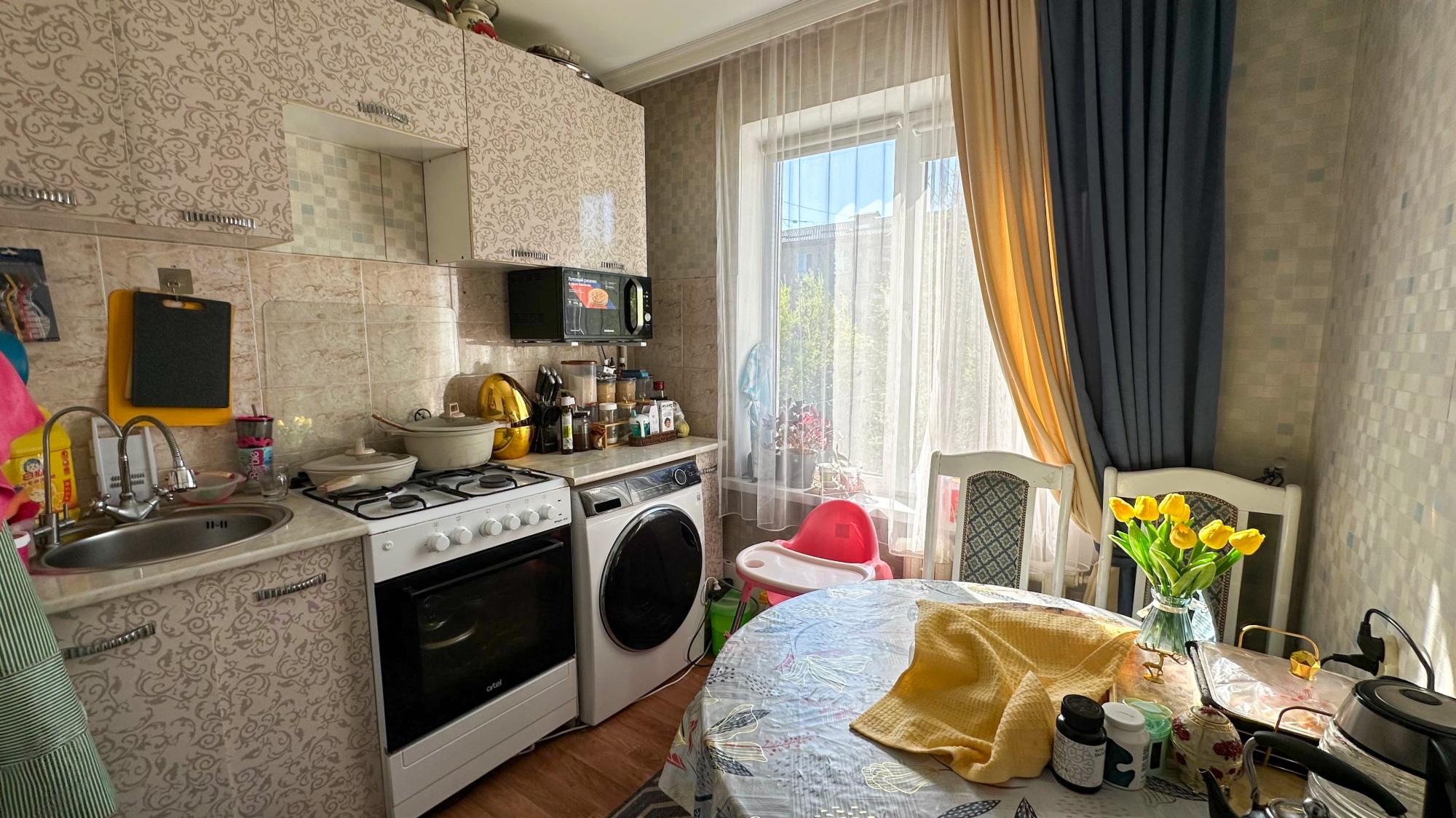 3-комнантная квартира, 64.0 м²,5 мкр за 19 500 000