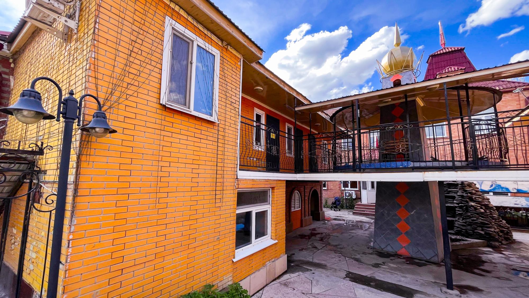 15-комнантный квартира, 720.0 м²,Кабанбай Батыра за 370 000 000