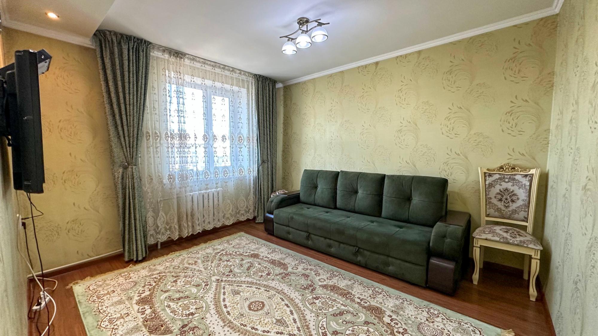 4-комнантная квартира, 78.0 м²,4 мкр за 30 000 000