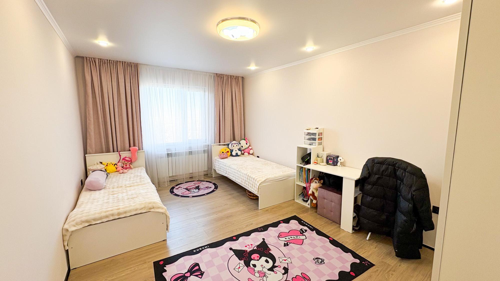 4-комнантная квартира, 92.0 м²,мкр Мушелтой за 30 000 000