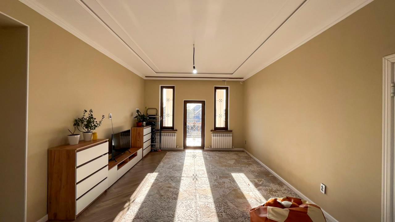 6-комнантный квартира, 236.0 м²,Ак бастау за 120 000 000