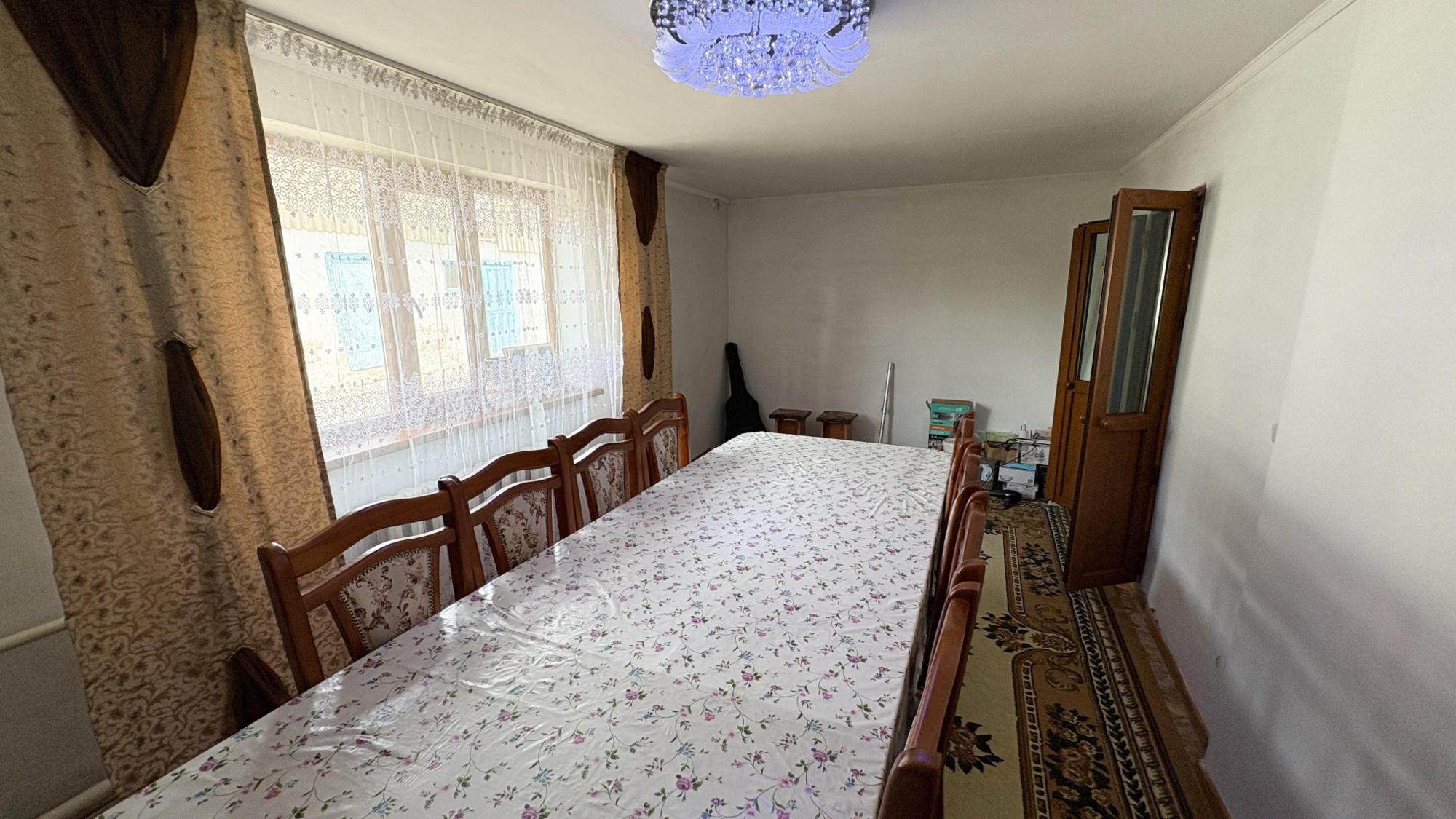 5-комнантный квартира, 132.0 м²,Акын Сара за 16 500 000