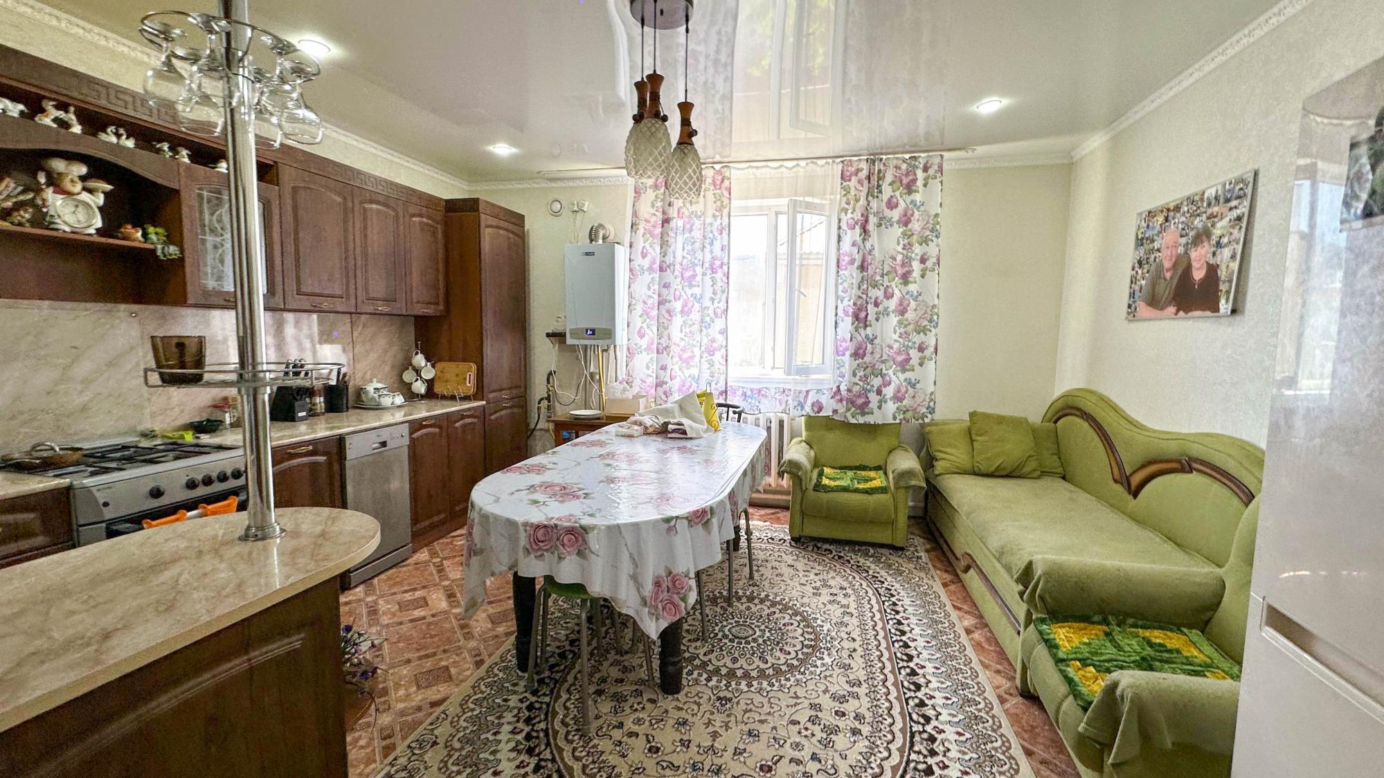 4-комнантный квартира, 122.0 м²,Жылысай за 30 000 000