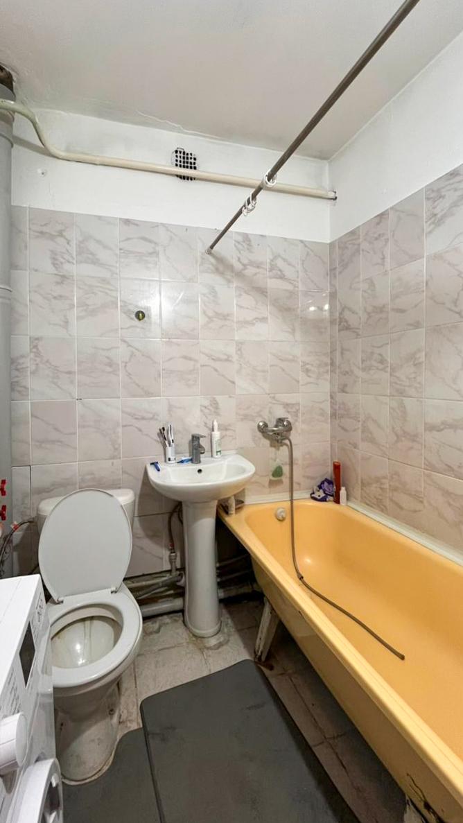 2-комнантная квартира, 42.0 м²,4 мкр за 12 500 000