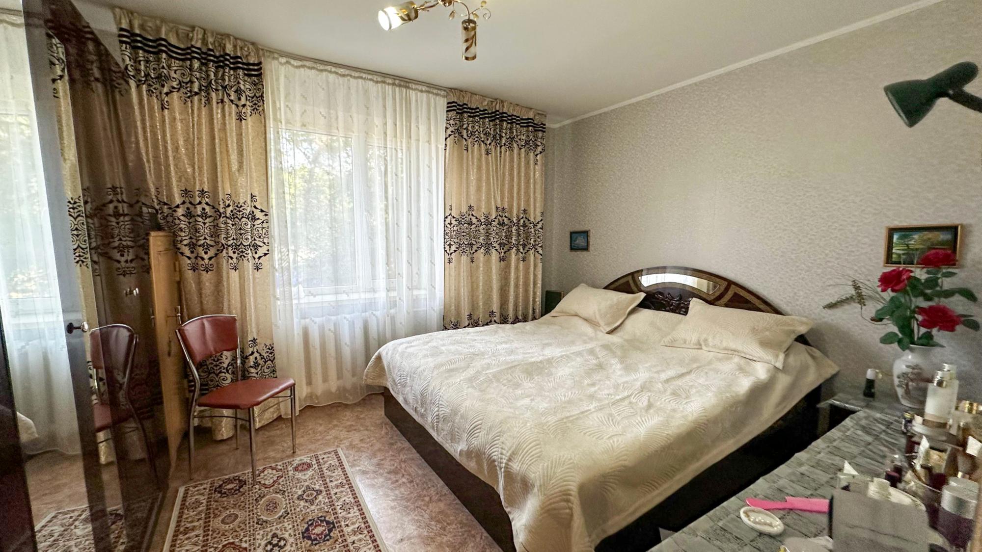 4-комнантная квартира, 71.0 м²,5 мкр за 25 000 000