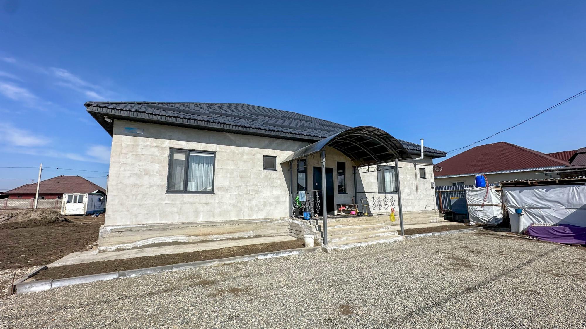 6-комнантный квартира, 200.0 м²,Байтурсынова за 57 000 000