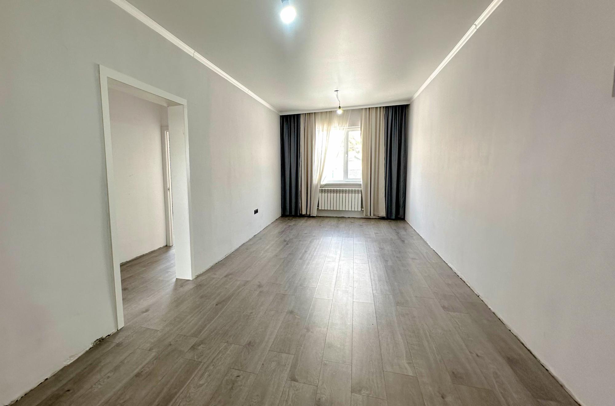 8-комнантный квартира, 220.0 м²,Нурлы Бастау за 42 000 000