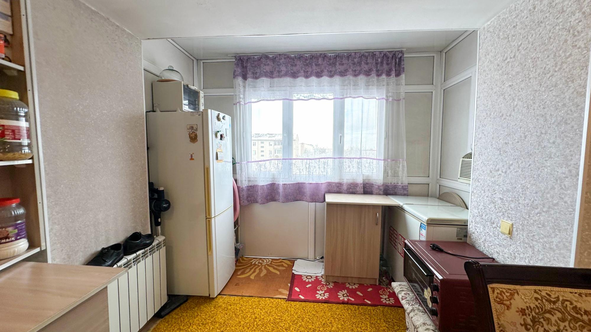4-комнантная квартира, 80.0 м²,5 мкр за 27 000 000