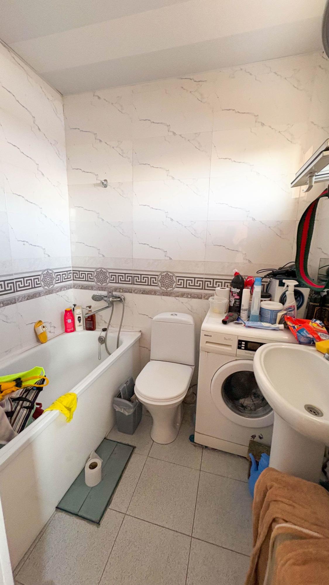 3-комнантный квартира, 64.0 м²,Кожамиярова за 17 500 000