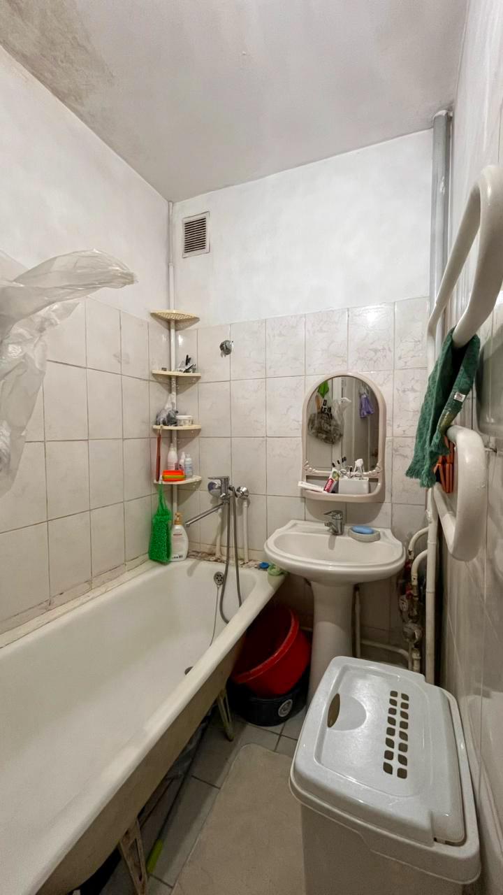 4-комнантная квартира, 43.0 м²,Абжалиева за 16 300 000