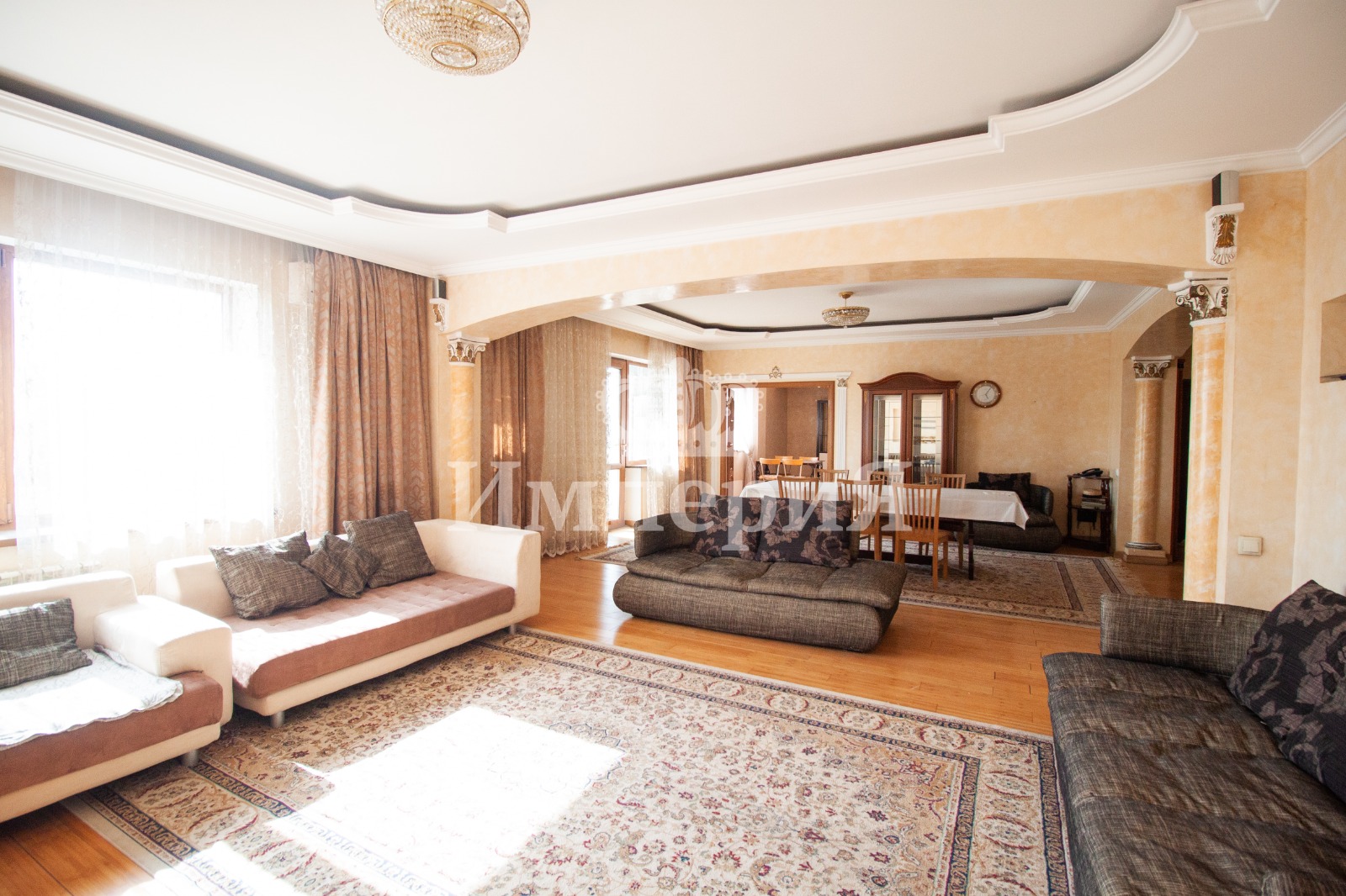 5-комнантная квартира, 191.0 м²,Каратал за 65 000 000