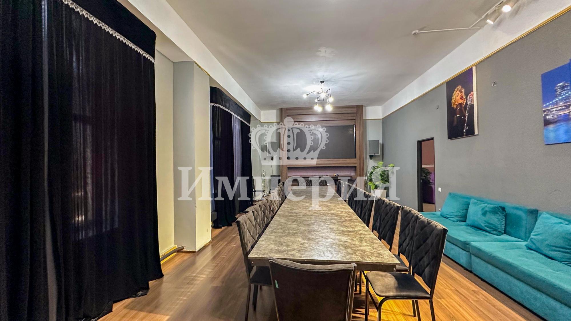 10-комнантный квартира, 1450.0 м²,Каратальская за 290 000 000