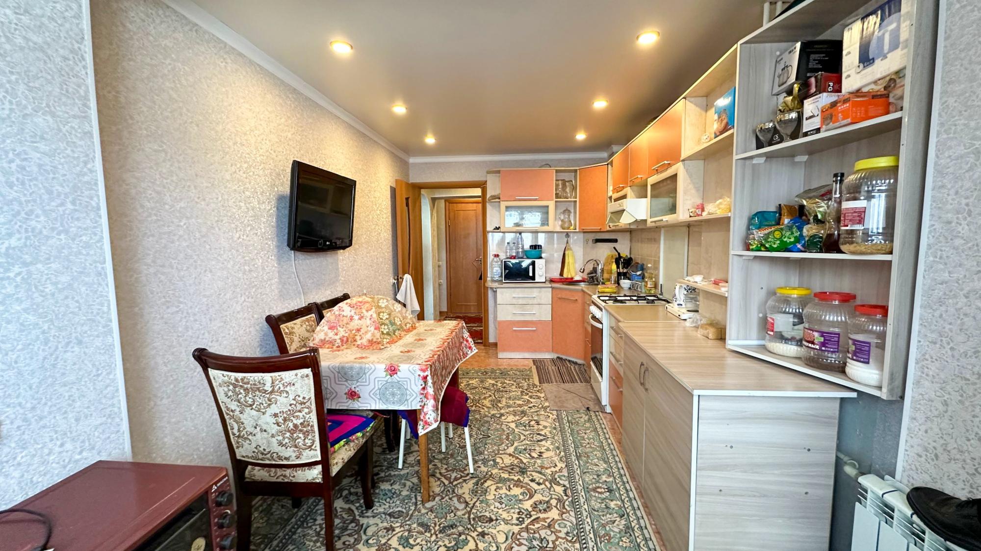 4-комнантная квартира, 80.0 м²,5 мкр за 27 000 000