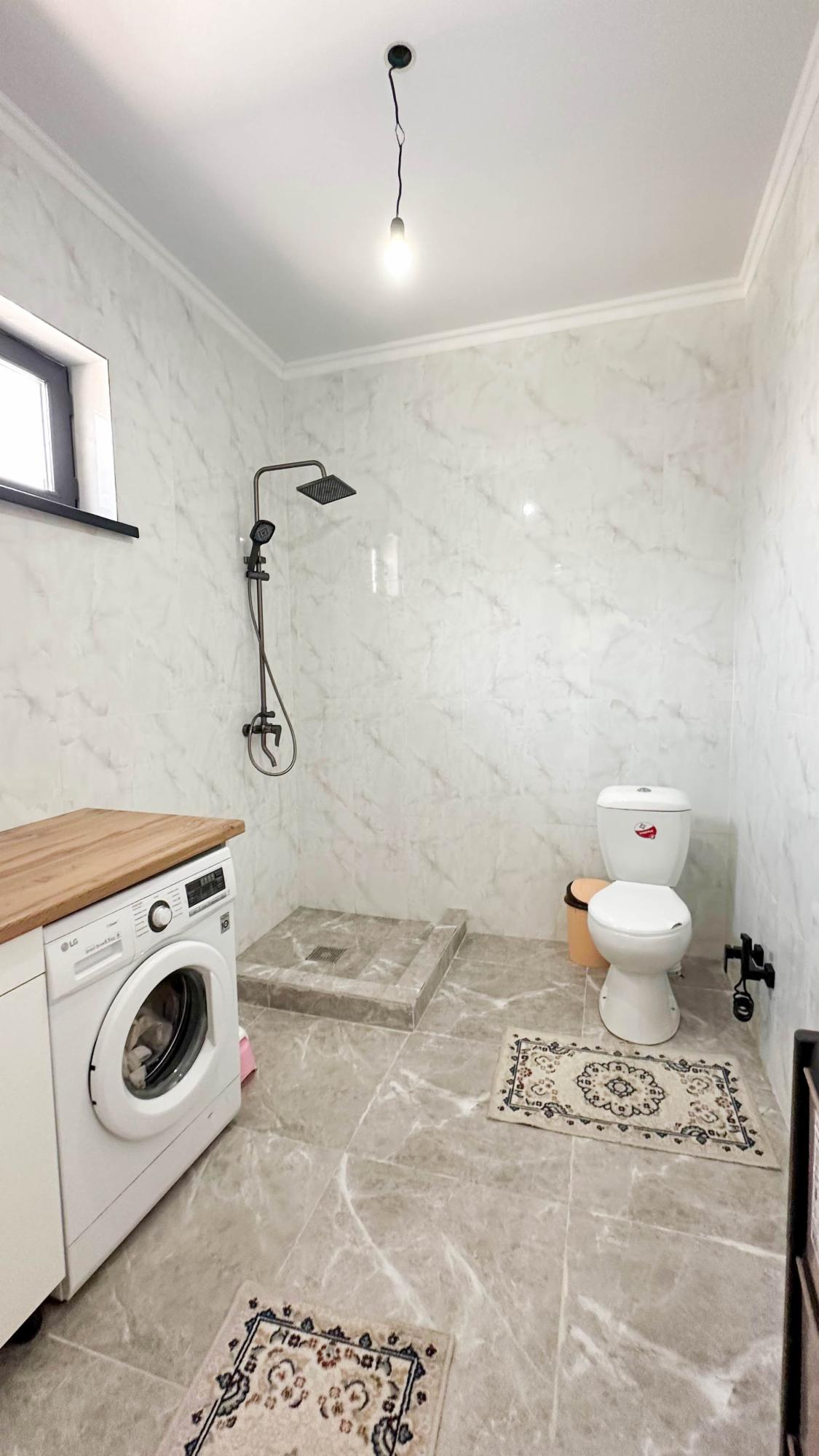 5-комнантный квартира, 138.6 м²,Байтурсынова за 38 000 000