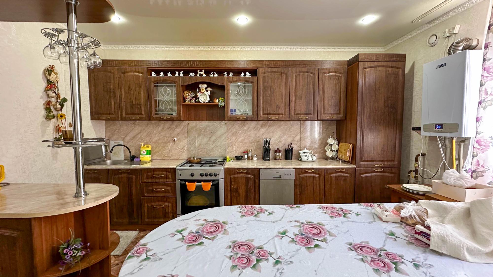 4-комнантный квартира, 122.0 м²,Жылысай за 30 000 000