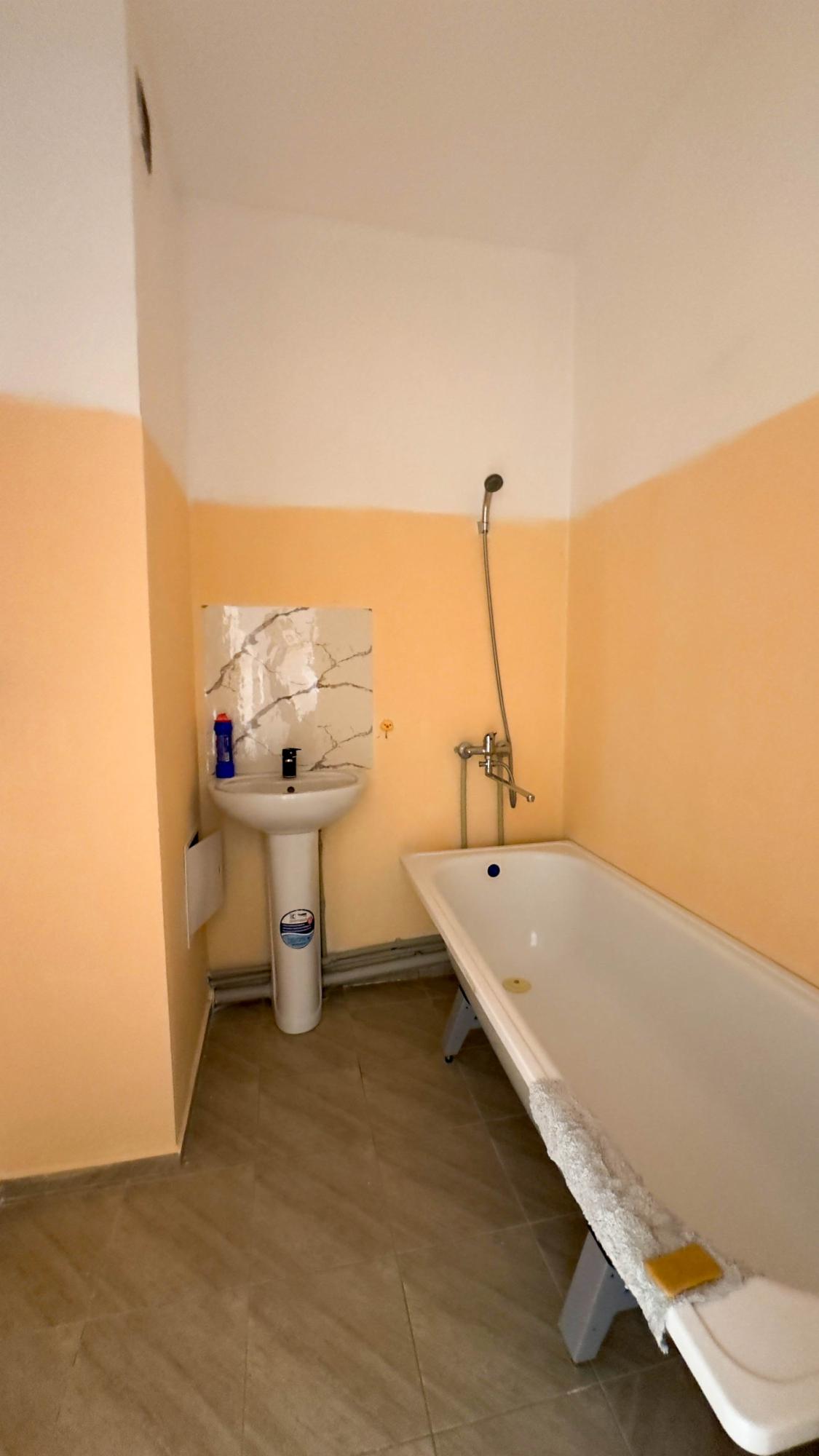 2-комнантная квартира, 61.0 м²,Бирлик за 22 000 000