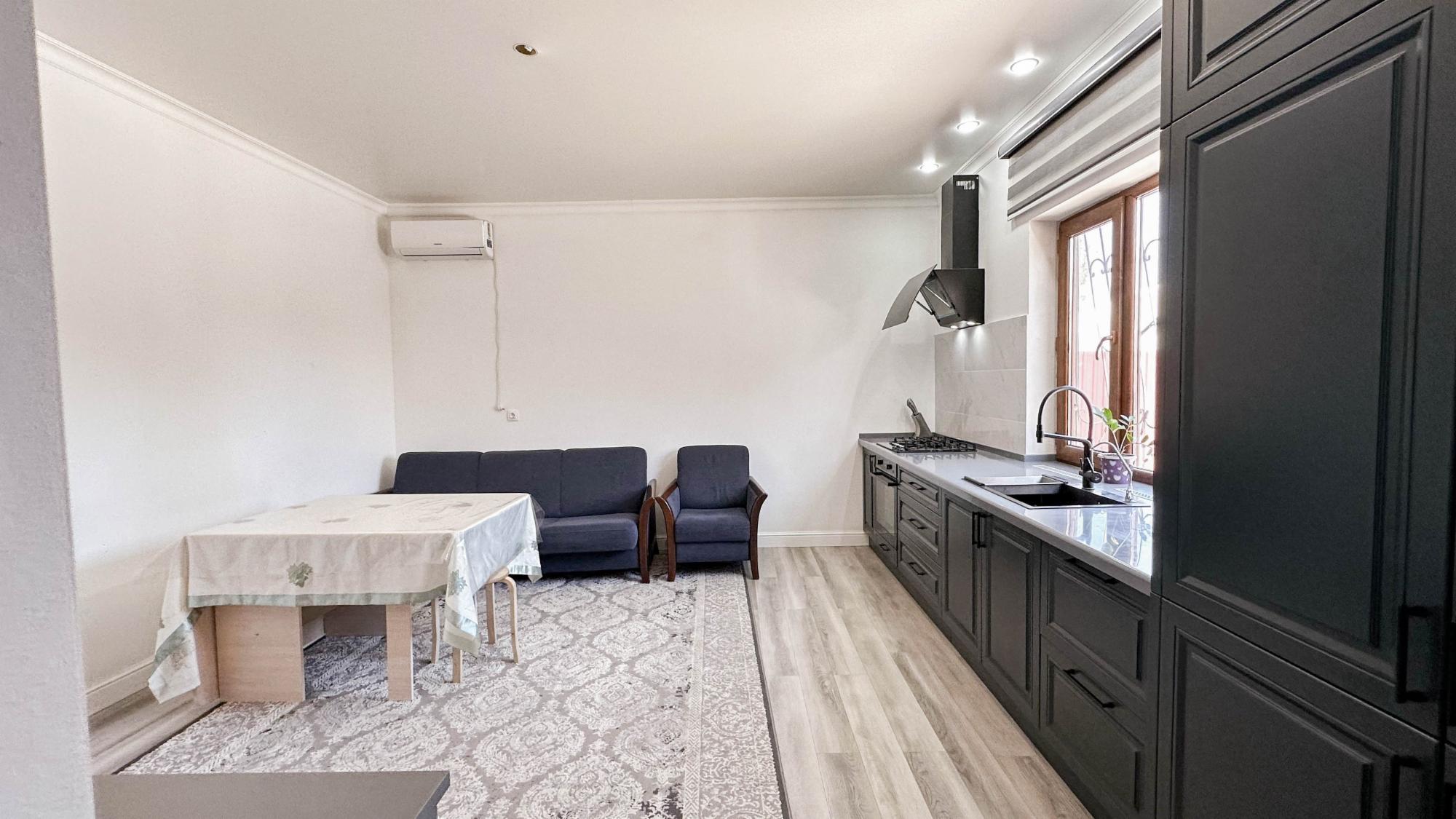 5-комнантный квартира, 220.0 м²,Балпык за 45 000 000