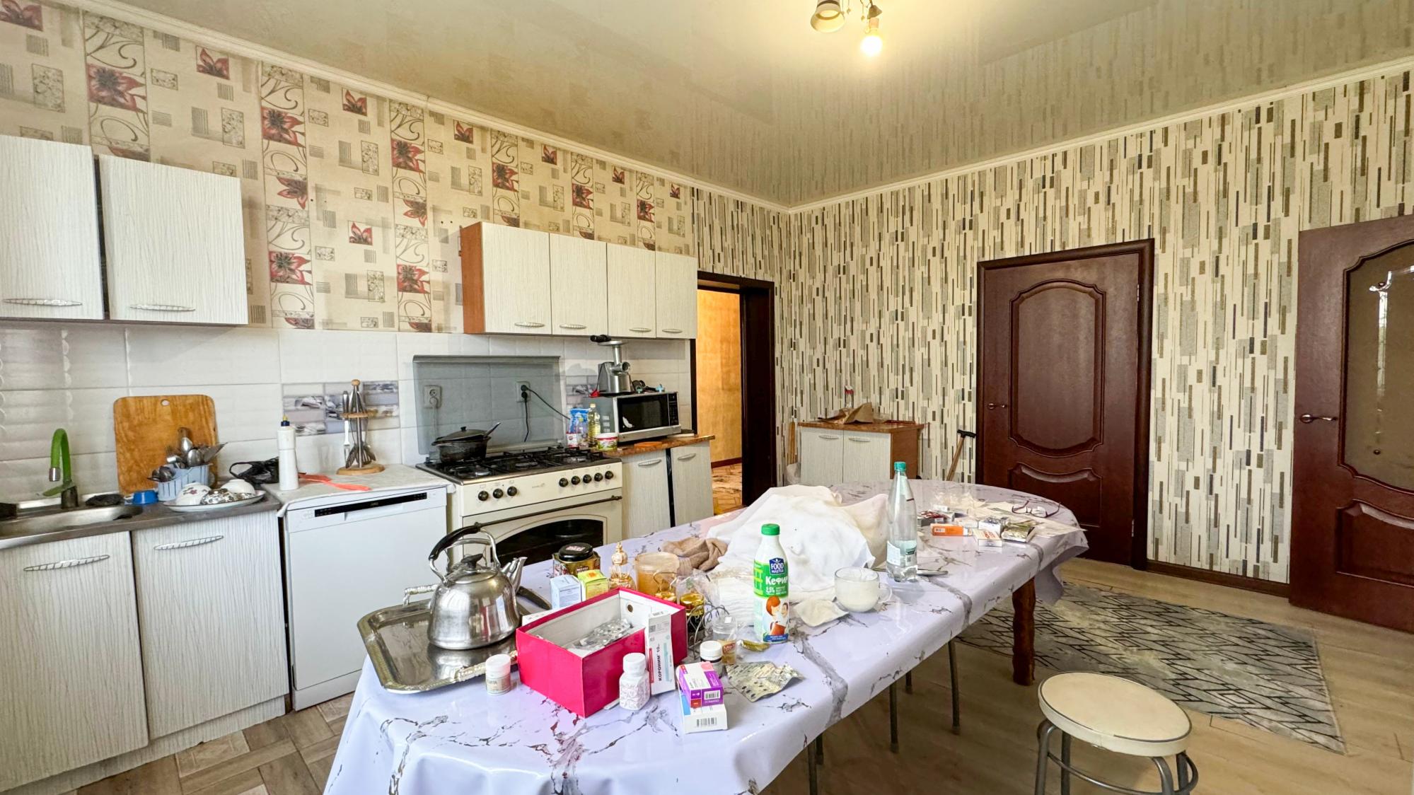 4-комнантный квартира, 100.8 м²,Кулжабеков за 25 500 000